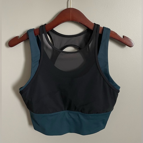 Lululemon Double Tap Bra II 8 - Picture 3 of 6